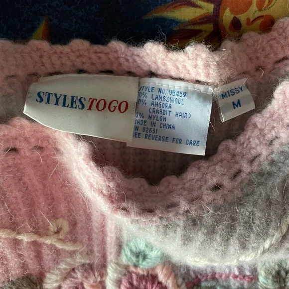 Authentic vintage 80s Styles to Go sweater - Picture 3 of 10